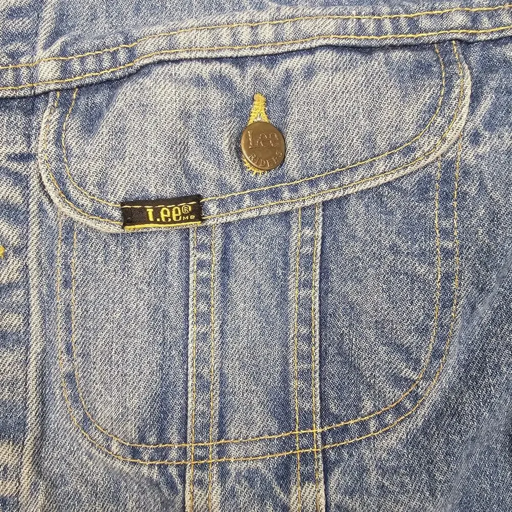 Medium vintage 1980s